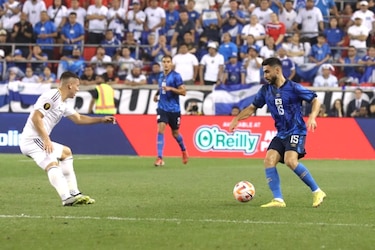 El Salvador y Costa Rica empatan y mantienen la esperanza de avanzar en la Copa Oro