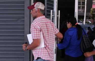 Jimmy Papadimitriu asegura que no trabaja para ningún candidato