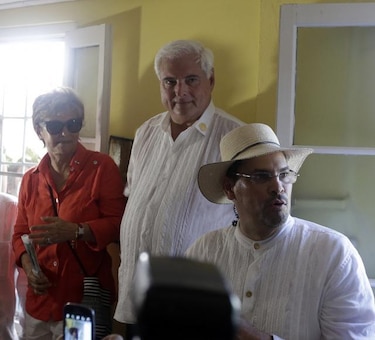 Valderrama afirma que Moscoso ha cometido un grave error