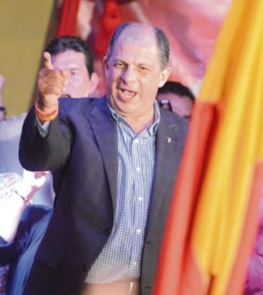 Solís sorprende en elecciones