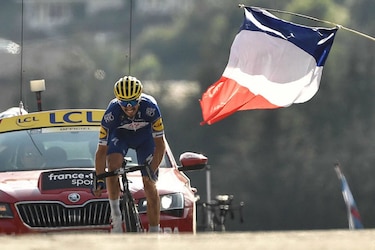 Sorpresa en la primera etapa de montaña