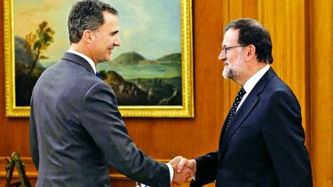 El rey convoca a nuevas consultas