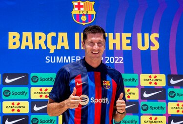 Roban el reloj al futbolista Robert Lewandowski a su llegada al entrenamiento en Barcelona