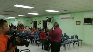 Docentes del Instituto José Dolores Moscote suspenden temporalmente paro de labores