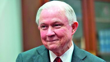 Gremios latinos vetan a Sessions