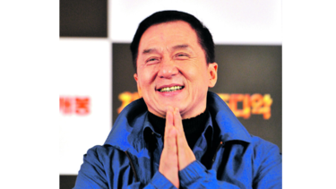 Ni estrellas ni fondos logran revivir al cine en la China