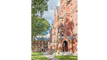 Por primera una vez mujer negra dirigirá el periódico de Harvard