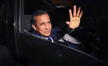 Expresidente Ollanta Humala y su mujer salen de prisión en Perú