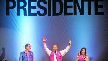 Perú escoge nuevo presidente