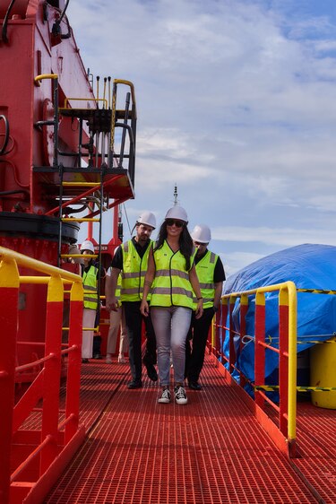 Monjasa, líder en suministro de combustibles marinos en el Canal, refuerza su presencia en Panamá