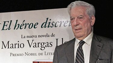 Mario Vargas Llosa gana premio literario francés Château La Tour Carnet