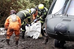 Autoridades colombianas reportan 71 muertos en accidente aéreo del Chapecoense