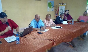 Mesa de negociación entre trabajadores bananeros y Gobierno, aún sin reanudar