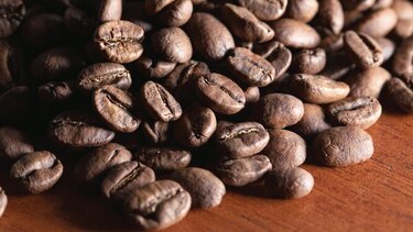 Caída internacional del precio del café frena envíos