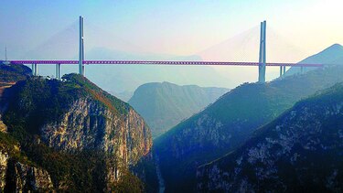 Abre en China el puente más alto del mundo