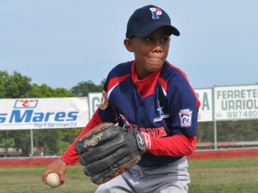 Panamá enfrenta a Puerto Rico en busca de su primera victoria