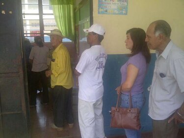 Poca asistencia en proceso de elecciones primarias en Santiago