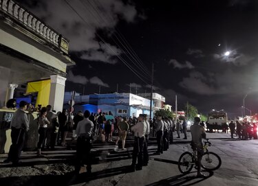 Oposición cubana respalda protestas y pide ayuda humanitaria a organizaciones