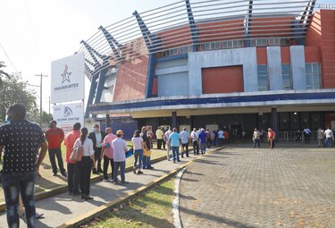 Caso de los ‘diablos rojos’: concesionarias realizaron ‘tómbolas’ para asignar cupos y cobrar compensaciones