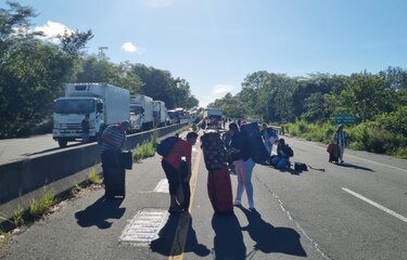 Seis camiones de la CSS quedan varados por nuevo cierre en el Oriente Chiricano