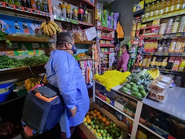 Perú baraja la mascarilla obligatoria en interiores ante el aumento de contagios de coronavirus