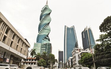 Déficit fiscal y crecimiento, las claves de la nota de riesgo
