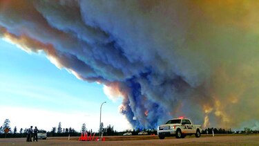 Fuego pierde fuerza en Fort McMurray