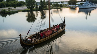 Barco vikingo llega a Estados Unidos para ser exhibido