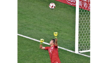 Francia no dio oportunidad a Uruguay en su victoria de 2-0