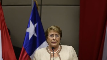 Bachelet defiende ley de aborto en Chile