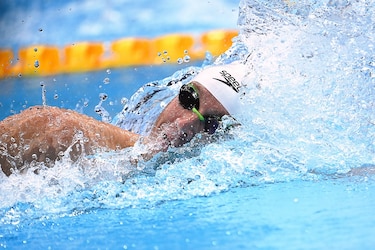 El estadounidense Robert Finke, primer campeón olímpico de la historia en 800m libre