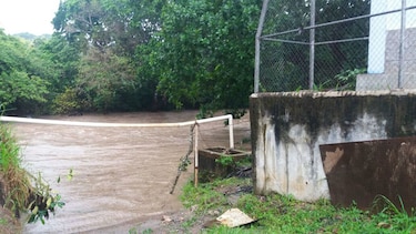 Penonomé, sin agua; abastecen con cisternas