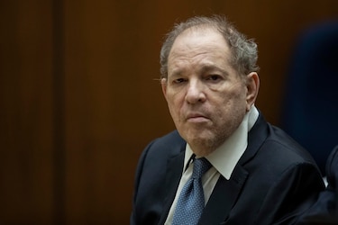 Harvey Weinstein es hospitalizado tras su regreso a Nueva York, según su abogado