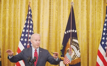 Joe Biden acuerda inversión en infraestructura