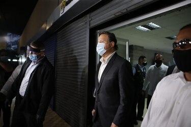 Caso Odebrecht: impedimento de salida del país y notificación periódica para Juan Carlos Varela