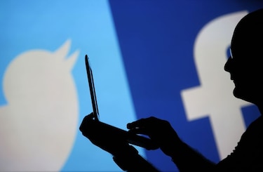 Facebook y Twitter se suman a coalición para mejorar noticias en línea