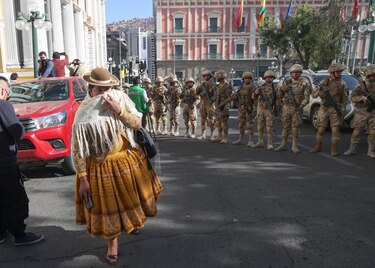 El Gobierno de Bolivia sofoca el intento de golpe de Estado