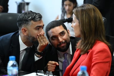 La Contraloría reintegra al personal de Vamos, pero los salarios siguen suspendidos