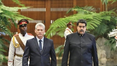 Miguel Díaz-Canel recibe a Nicolás Maduro en La Habana