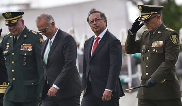 Colombia suspendería reclutamiento forzado