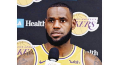 Primer día de entrenamiento para los Lakers de LeBron