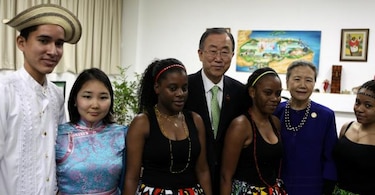 Ban Ki-Moon pide a estudiantes salvar vidas