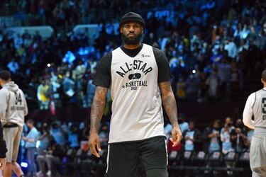LeBron disfruta de un All-Star en casa en su temporada “más extraña”