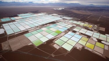 Minera china Tianqi entra en gigante del litio de Chile