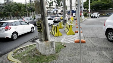 Habilitan paños para salir de la vía Argentina hacia la avenida Manuel Espinosa Batista