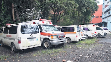 La CSS tiene 90 ambulancias, pero solo 29 funcionan