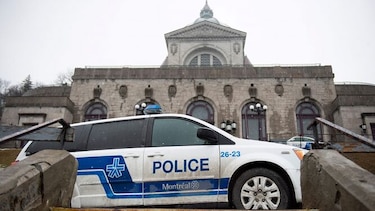 Un sacerdote es apuñalado mientras oficiaba una misa en Montreal