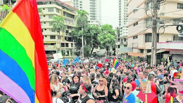 Comunidad homosexual reclama justicia e igualdad