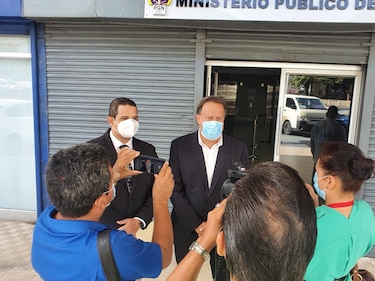 Varela acude a la fiscalía del caso Odebrecht; dice que está en disposición de colaborar sobre el tema de donaciones