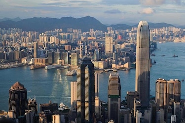Venden rascacielos en Hong Kong por 5 mil 150 millones de dólares